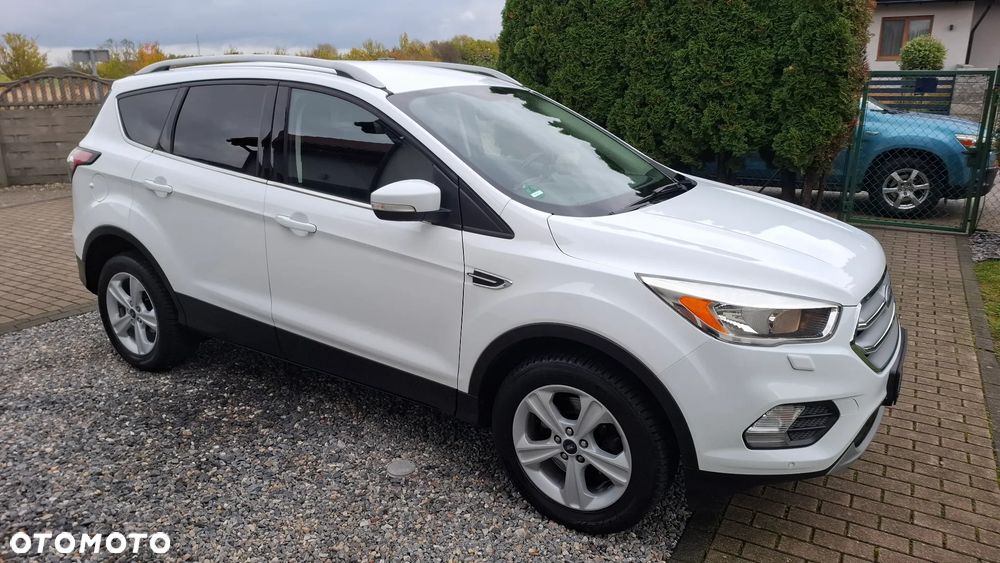 Ford Kuga 2.0 TDCi 2x4 Cool & Connect - 17