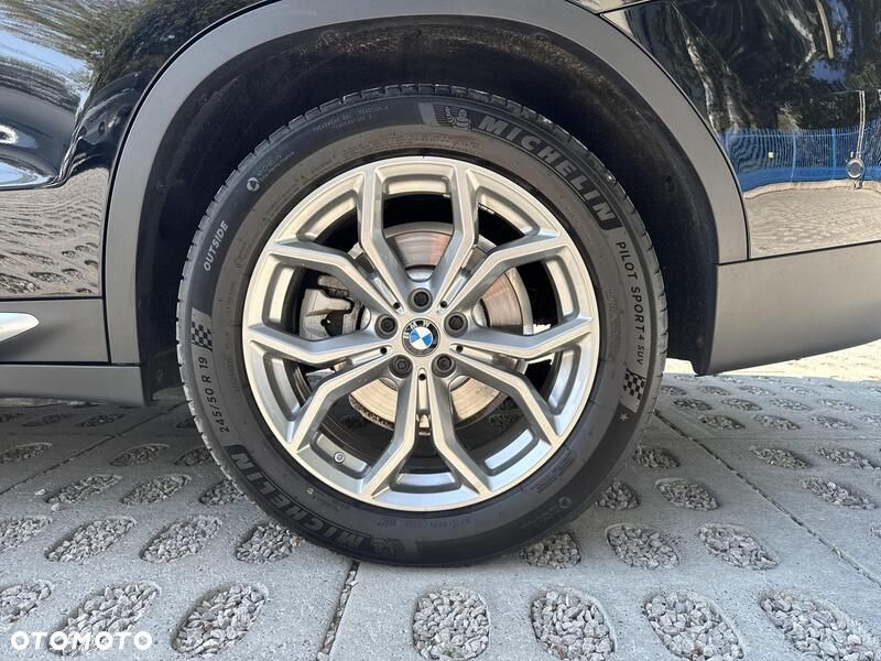 BMW X3 xDrive20i GPF xLine - 18