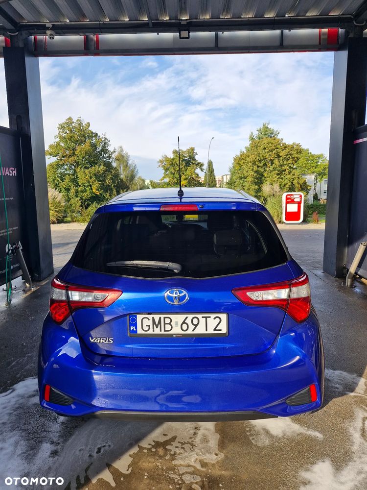 Toyota Yaris 1.5 Premium - 6