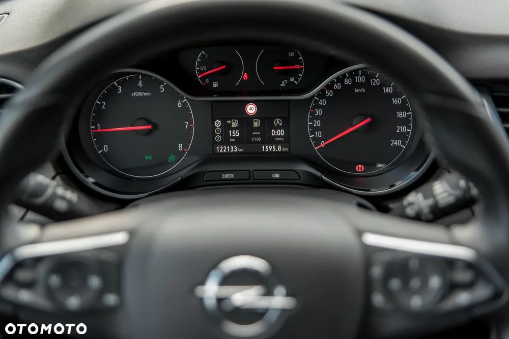 Opel Grandland X 1.2 Start/Stop Business Elegance - 27