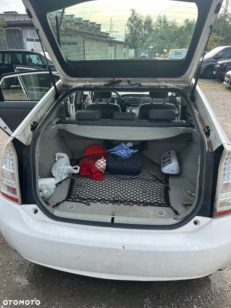 Toyota Prius 1.8 HSD Luna - 4