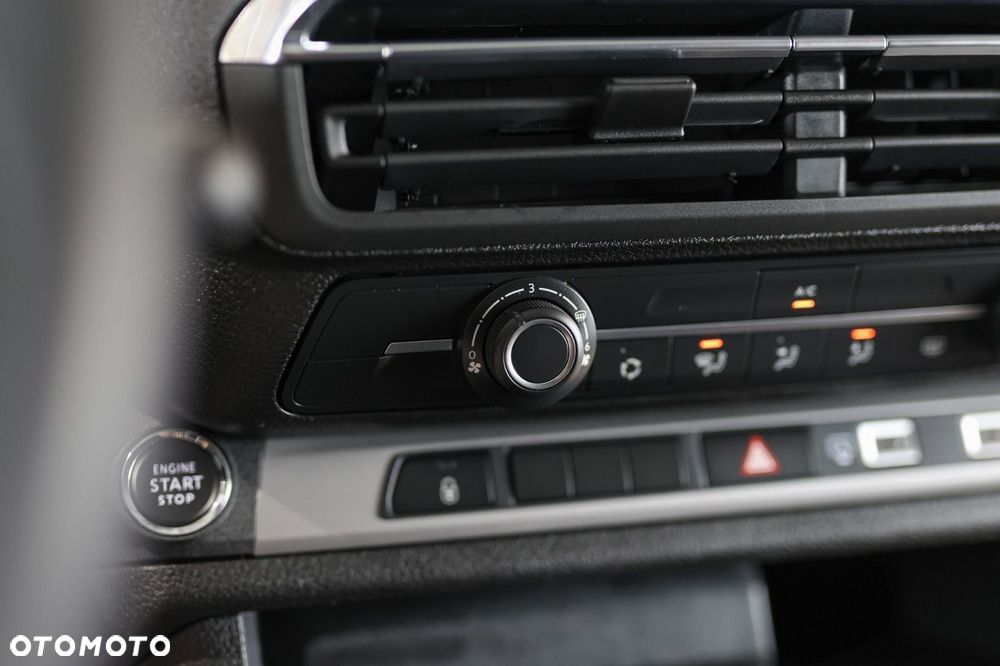 Toyota Proace Verso - 20