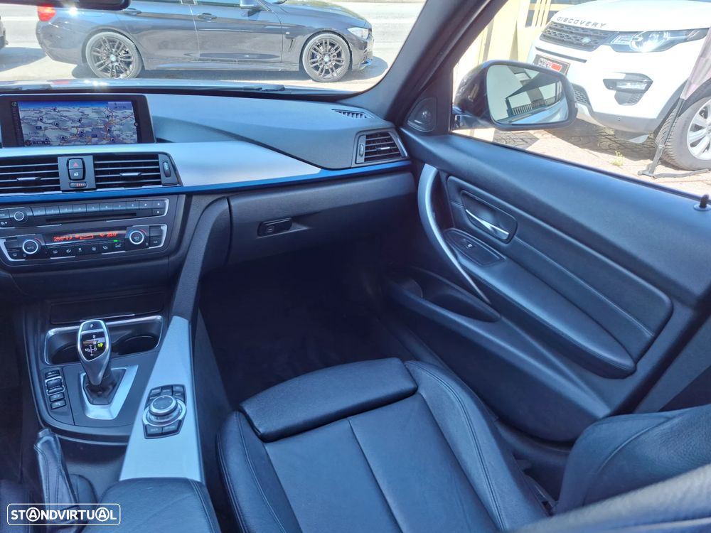 BMW 320 d Auto Pack M - 27