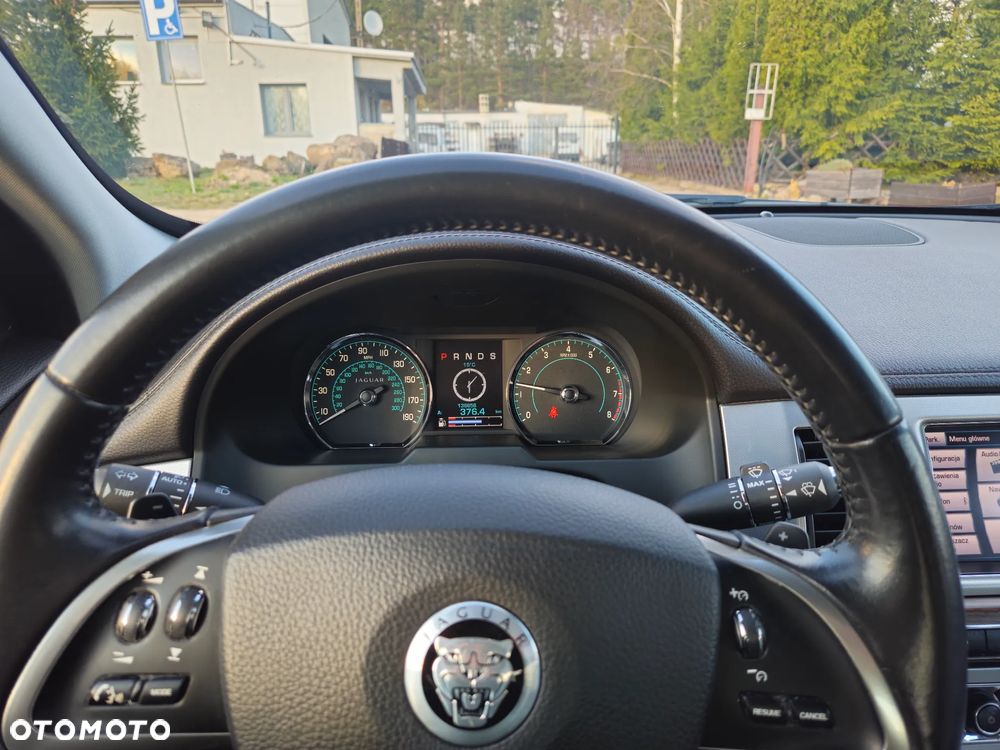 Jaguar XF 2.0 T Premium Luxury - 5