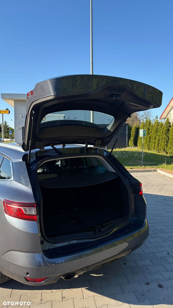 Renault Megane ENERGY TCe 130 EDC BOSE EDITION - 20
