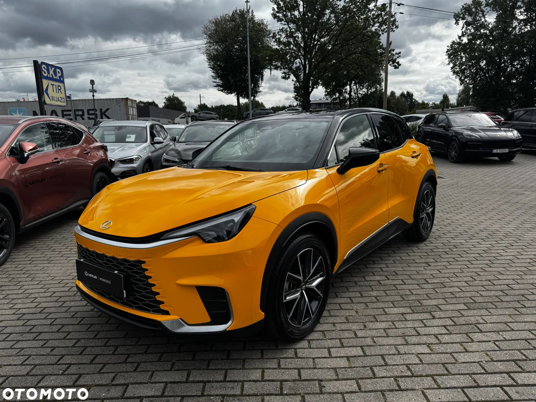 Lexus LBX 1.5 Hybrid Emotion - 1