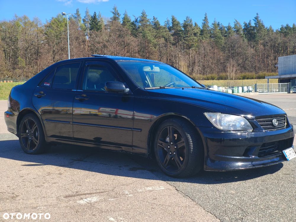 Lexus IS 300 Elegance - 2