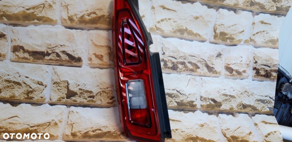 peugeot partner citroen berlingo 3 lift 18\' lewa lampa - 4