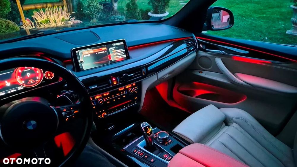 BMW X5 xDrive25d Sport-Aut - 2