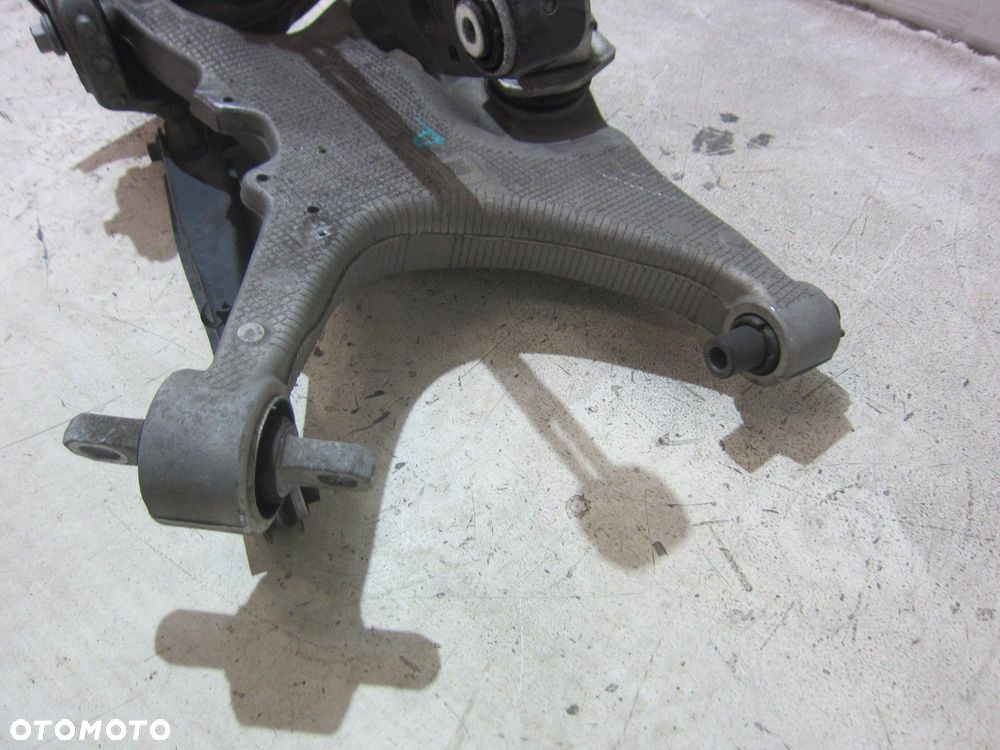 VOLVO XC60 II XC 60 2.0 T5 PRAWA TYLNA ZWROTNICA PIASTA WAHACZ 31658320 19R - 8