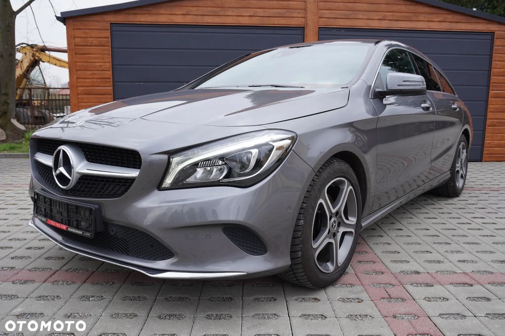 Mercedes-Benz CLA 200 Peak Edition - 12