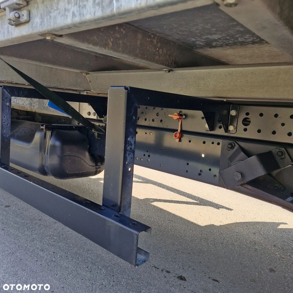 Iveco DAILY - 16