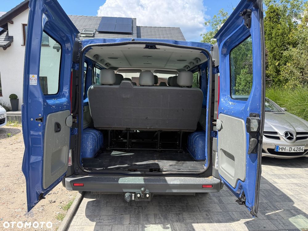 Opel Vivaro - 38