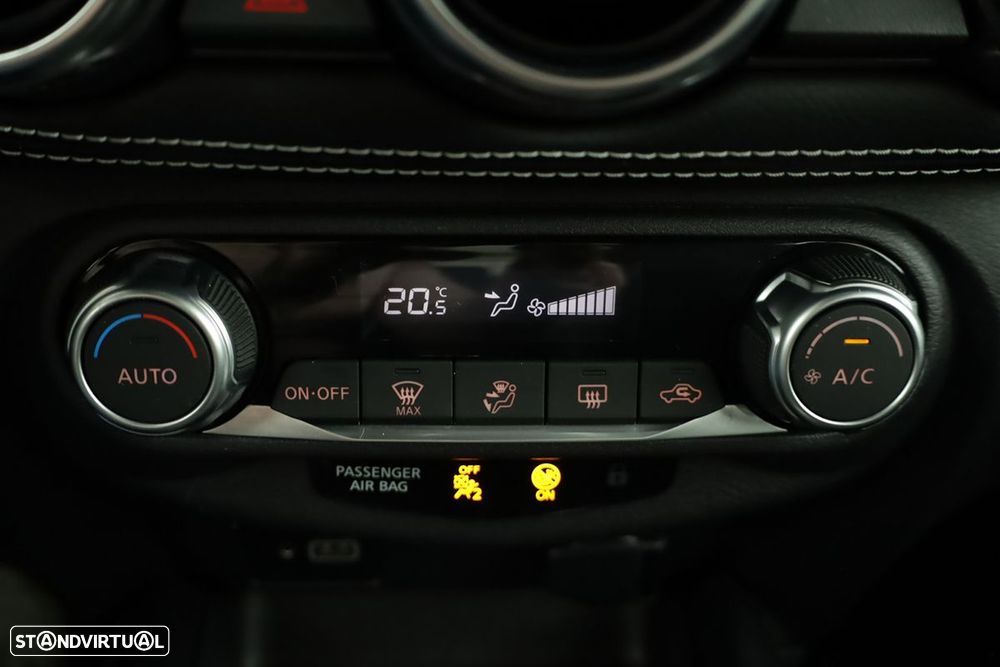 Nissan Juke 1.0 DIG-T N-Design Black DCT - 12