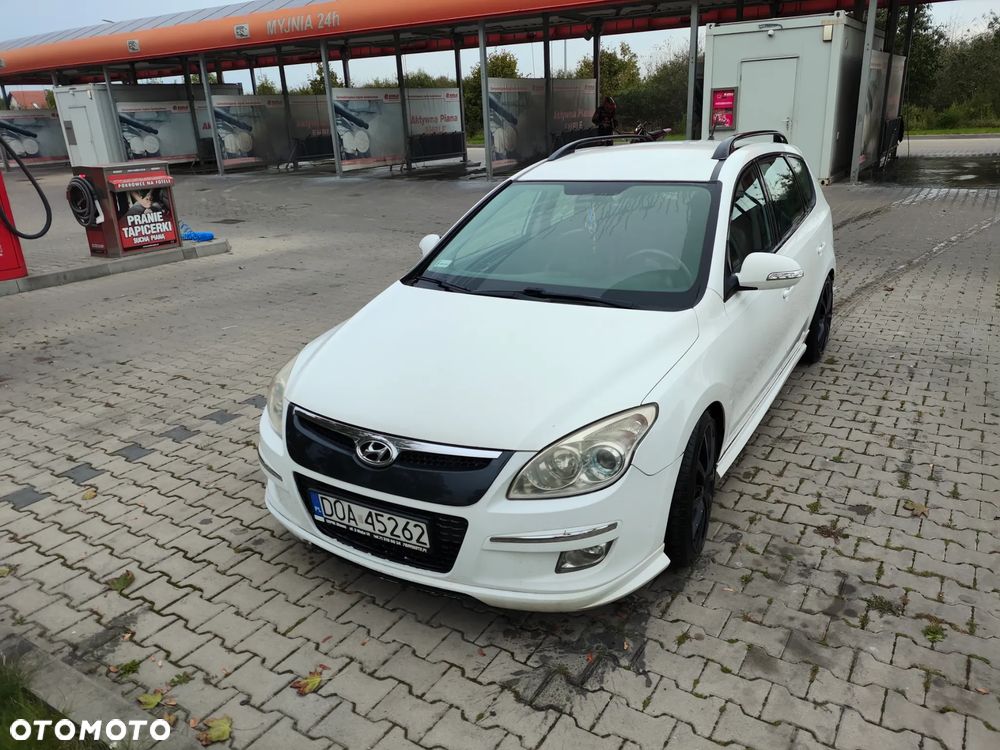 Hyundai i30 2.0 CRDi Premium - 3