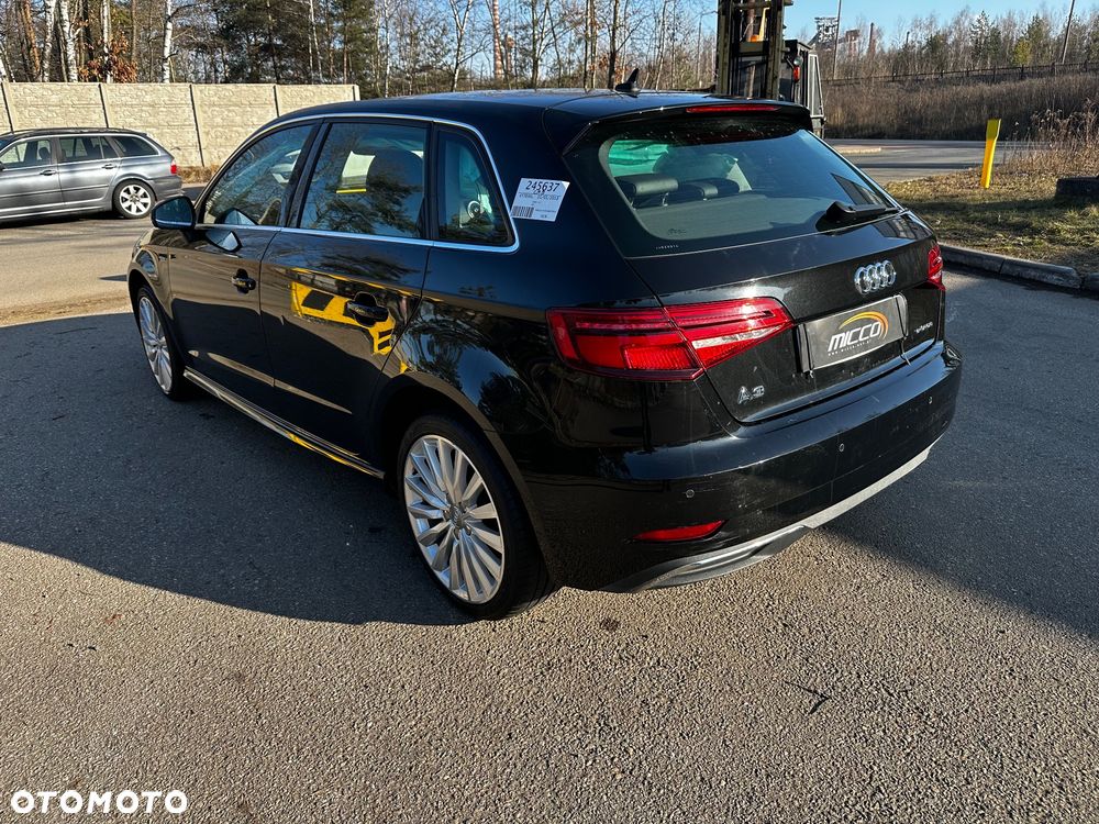 Audi A3 Sportback - 4
