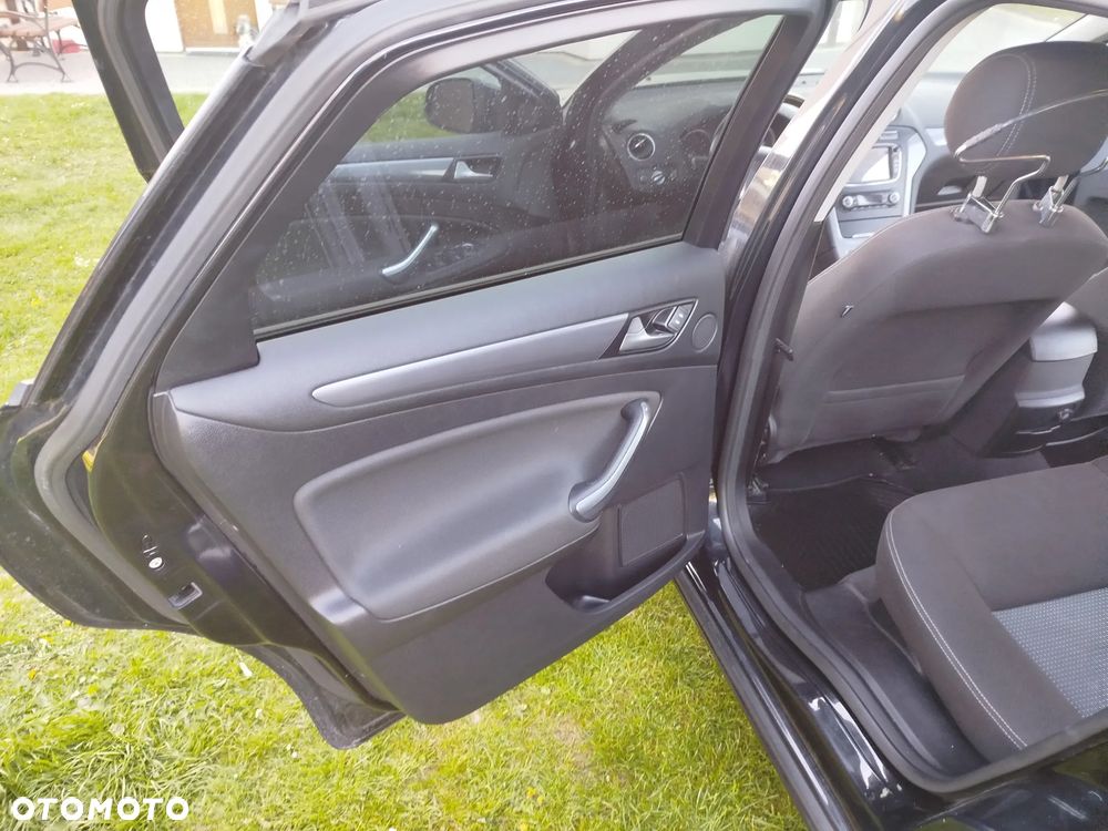 Ford Mondeo - 21