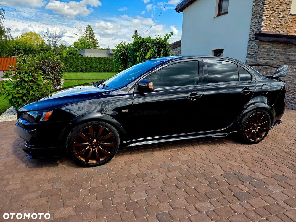 Mitsubishi Lancer - 16