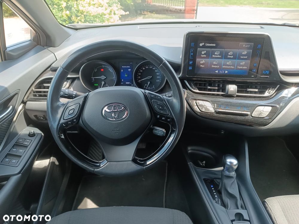 Toyota C-HR 1.8 Hybrid Dynamic - 12