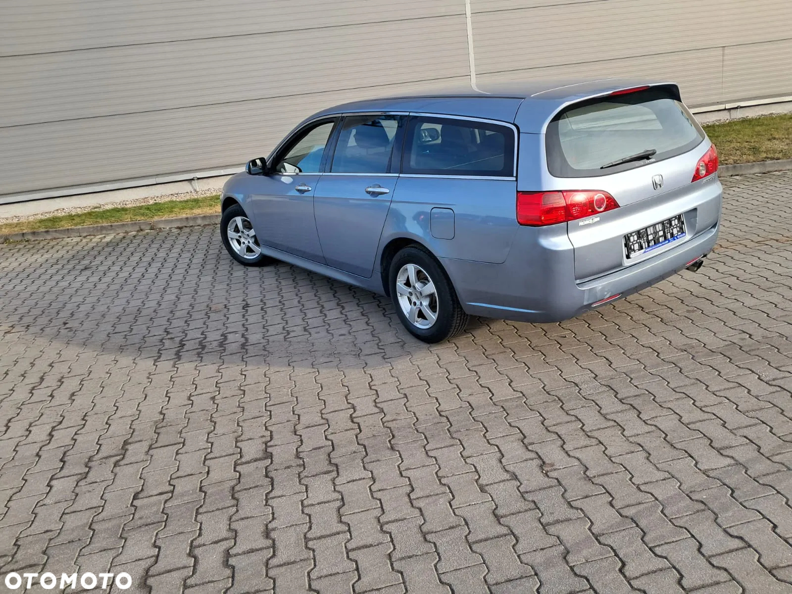 Honda Accord - 2