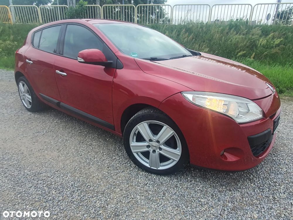 Renault Megane 1.6 16V 110 Dynamique - 9