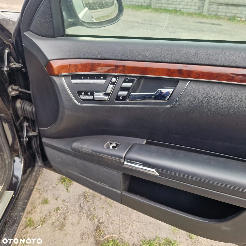 Mercedes-Benz Klasa S 320 CDI 4-Matic - 21