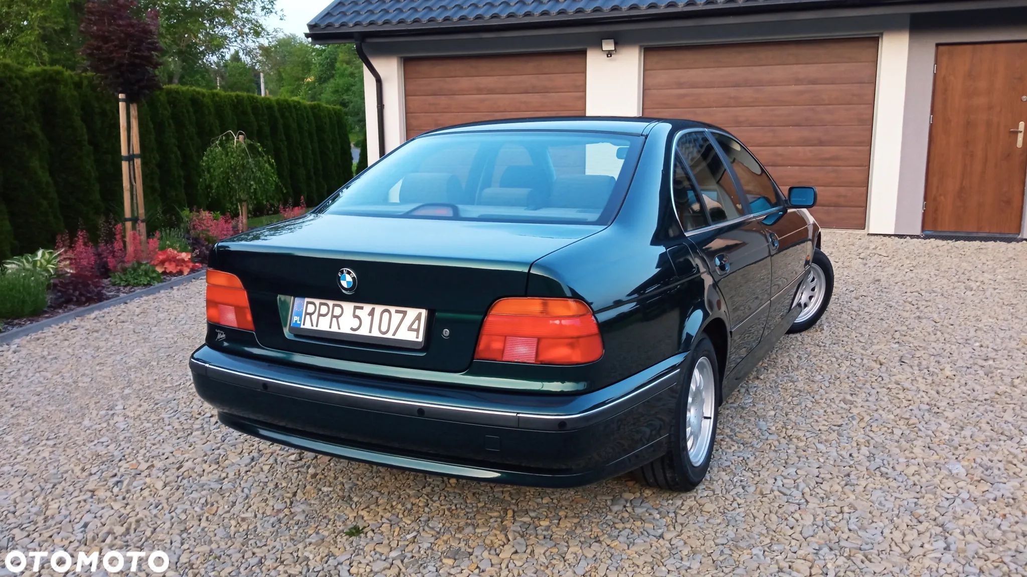 BMW Seria 5 520i - 6