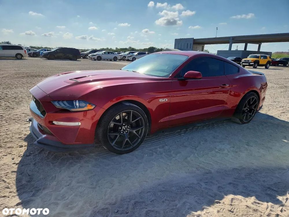 Ford Mustang 5.0 V8 GT - 2