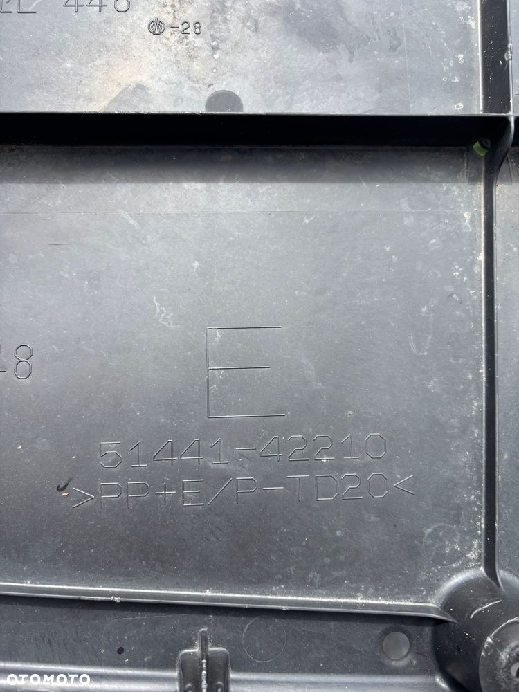 Osłona pod zderzak Toyota Bz4x - 2