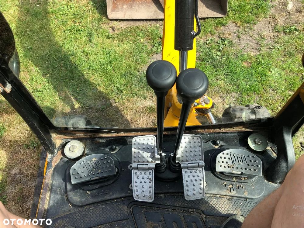 JCB 8018 - 9