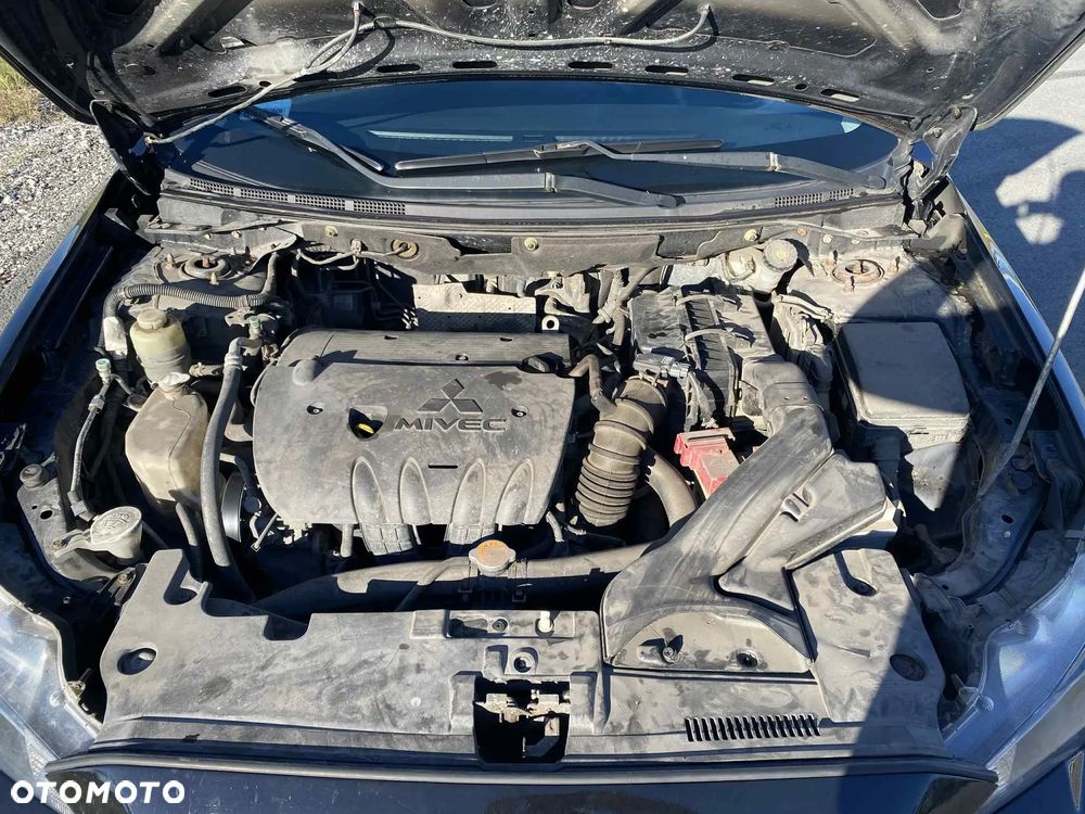 Mitsubishi Lancer - 7