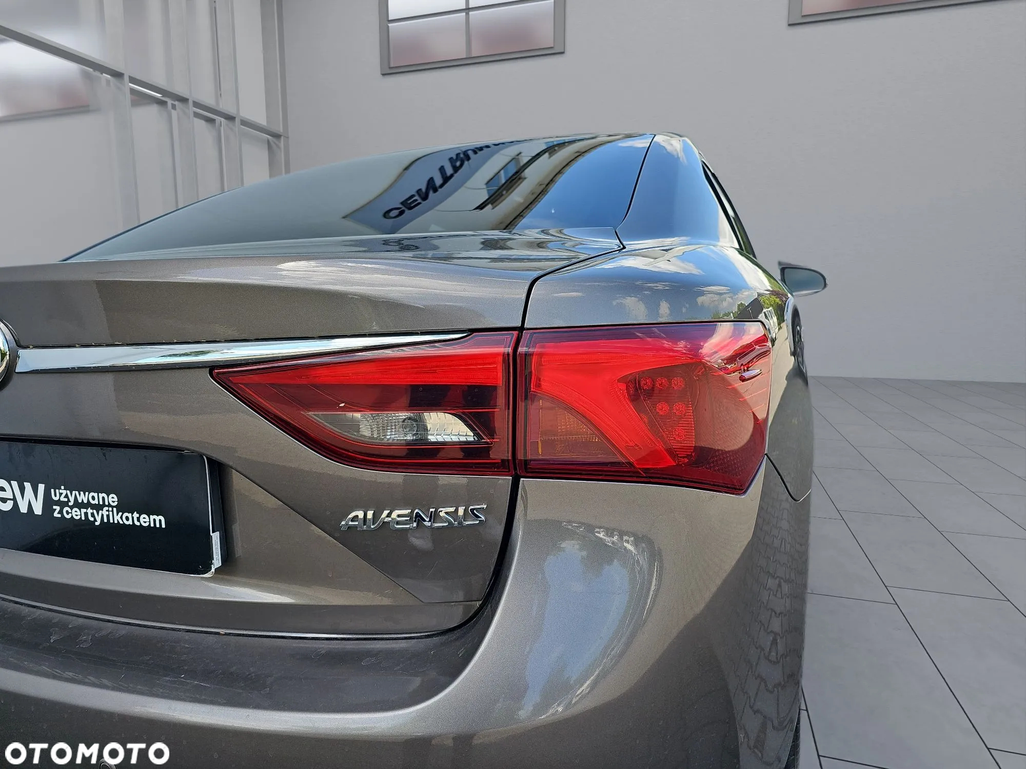 Toyota Avensis 2.0 D-4D Prestige - 13