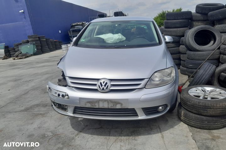 Dezmembrez Volkswagen VW Golf 5 [2003 - 2009] Plus minivan Culoare ex - 1