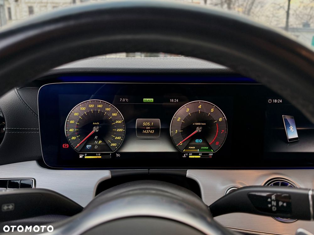 Mercedes-Benz Klasa E 200 9G-TRONIC - 26