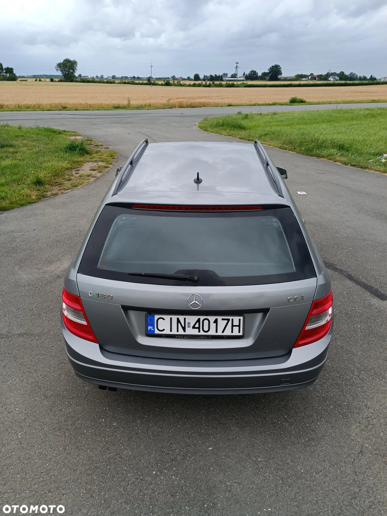 Mercedes-Benz Klasa C 180 T CGI BlueEFFICIENCY - 18