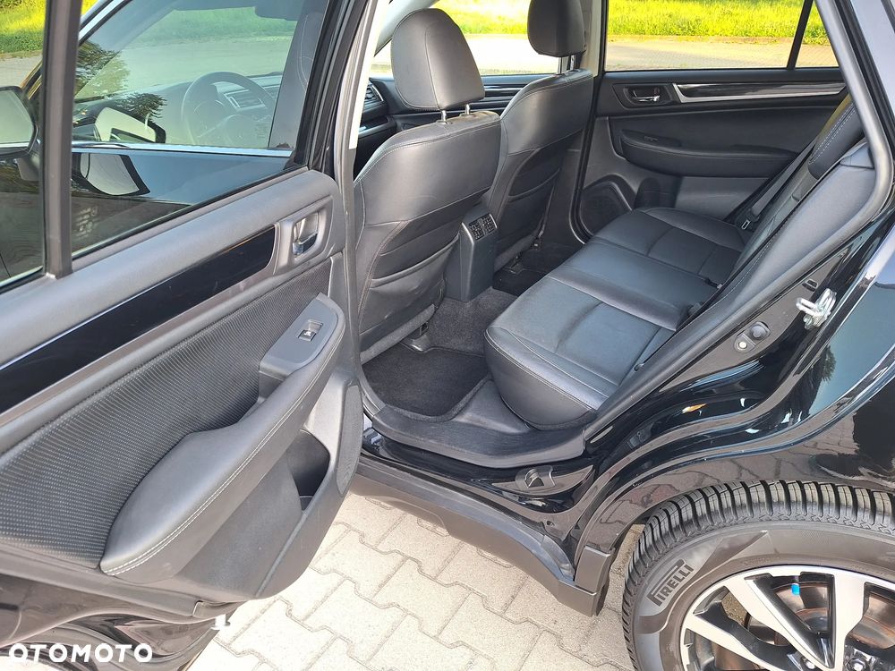 Subaru Outback 2.0D Exclusive Lineartronic - 16