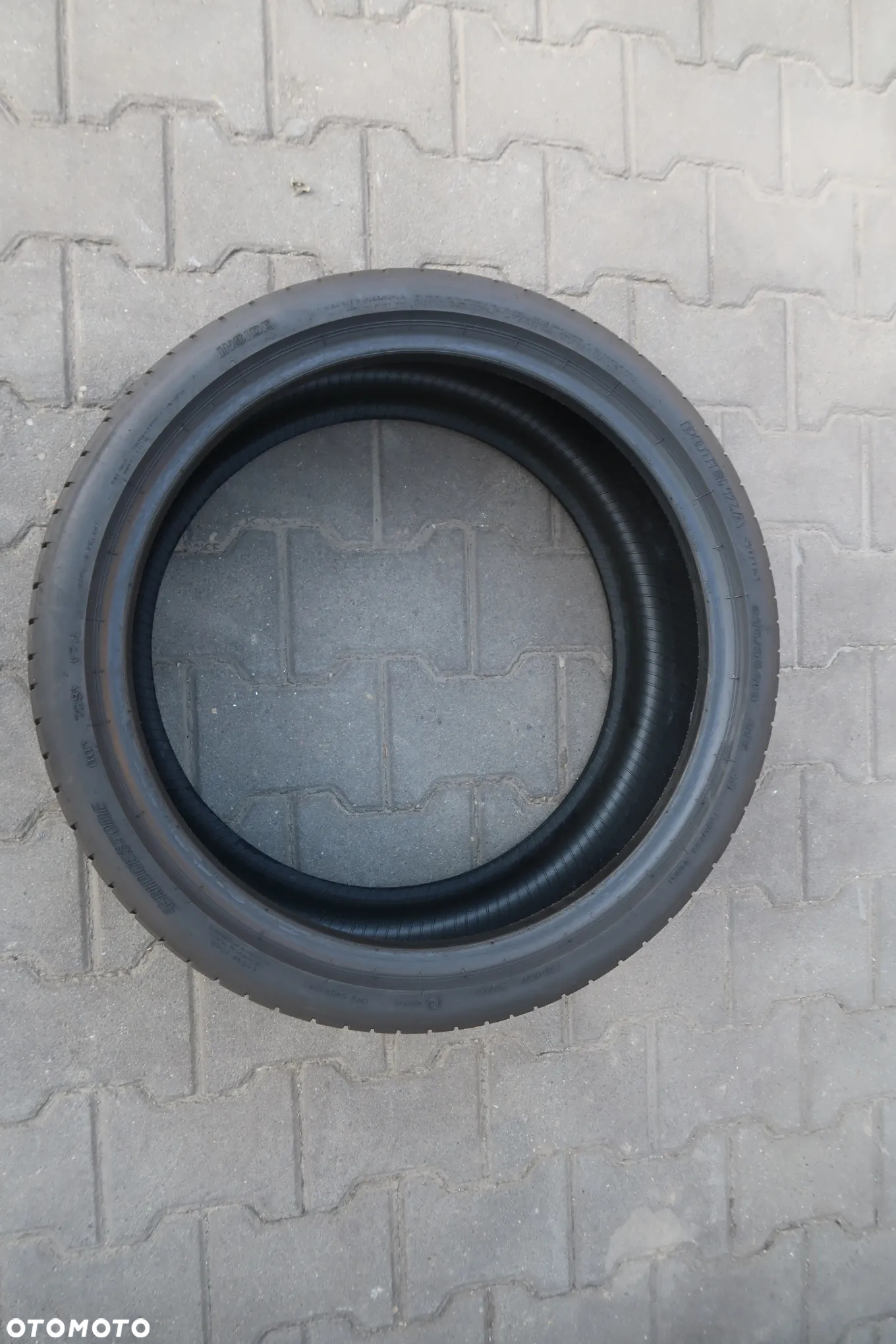 Bridgestone Potensa S005 235/35r19 - 3