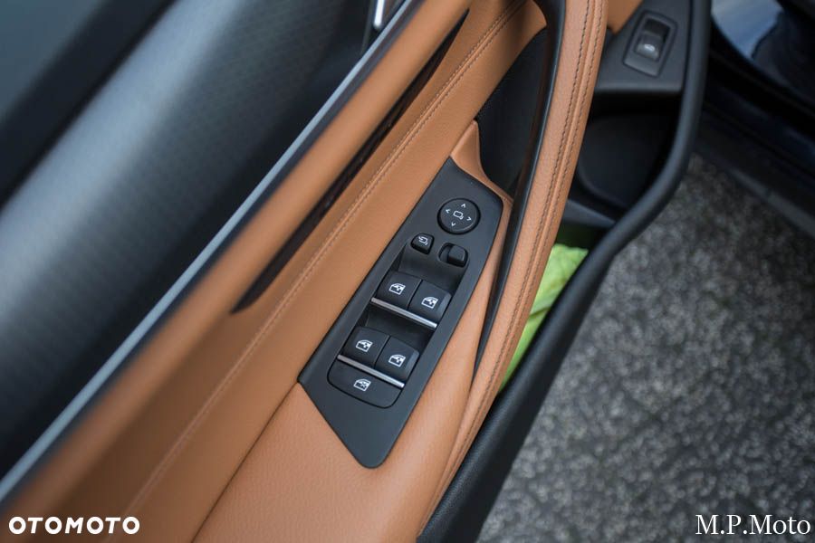 BMW Seria 5 520d M Sport Edition - 17
