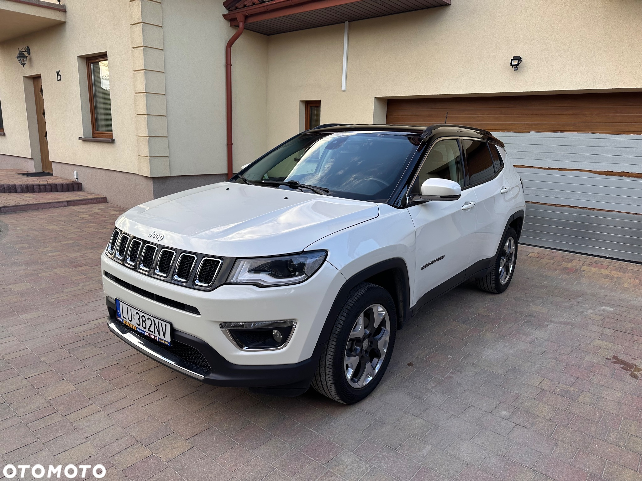Jeep Compass - 8