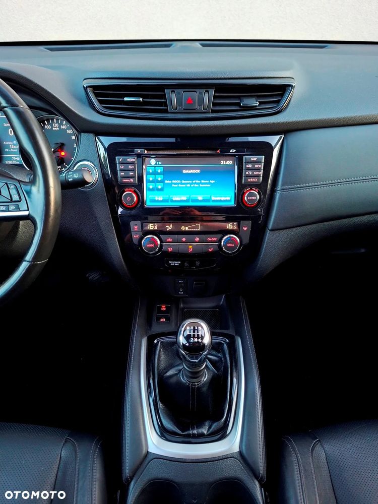 Nissan X-Trail 1.6 DIG-T Tekna - 28