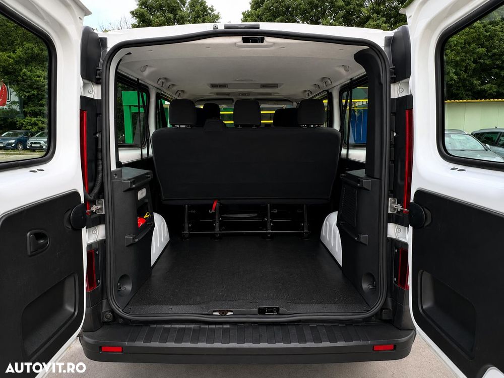Renault Trafic - 14