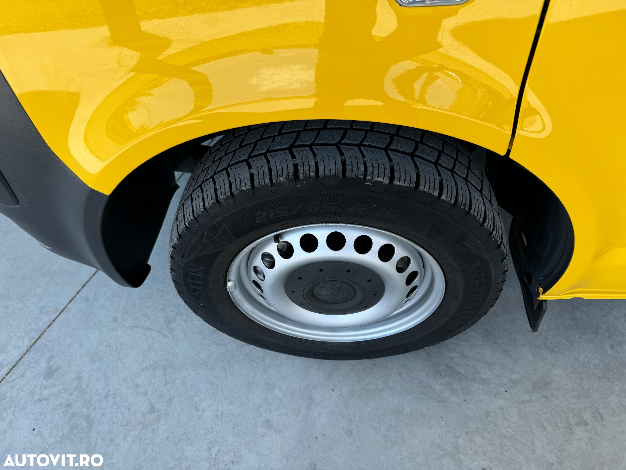 Volkswagen Transporter T5 - 21