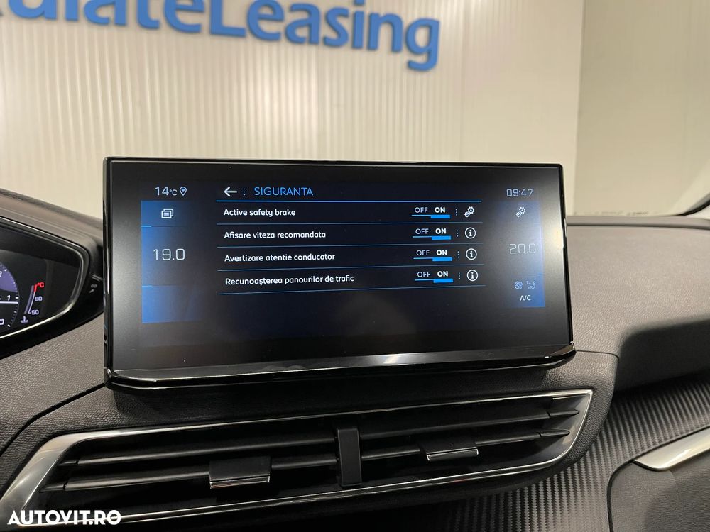 Peugeot 5008 1.5L BlueHDI EAT8 S&S Allure - 21