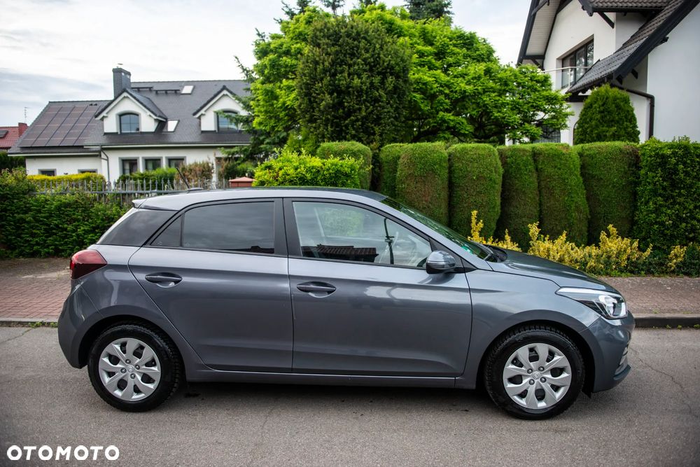 Hyundai i20 blue 1.2 Advantage - 4
