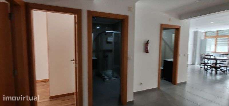 Arrendo Apartamento T4 - Grande imagem: 4/5