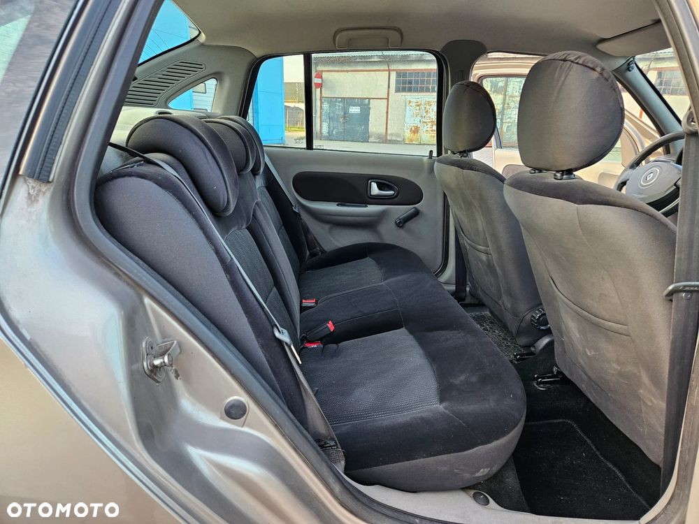 Renault Thalia 1.4 16V All Inclusive - 22