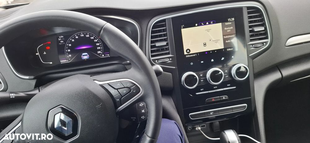 Renault Megane BLUE dCi 115 EDC BUSINESS EDITION - 9