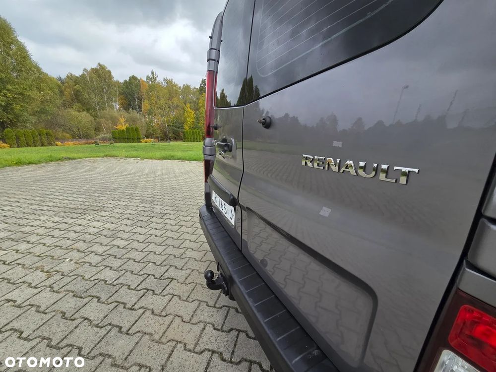 Renault Trafic - 12
