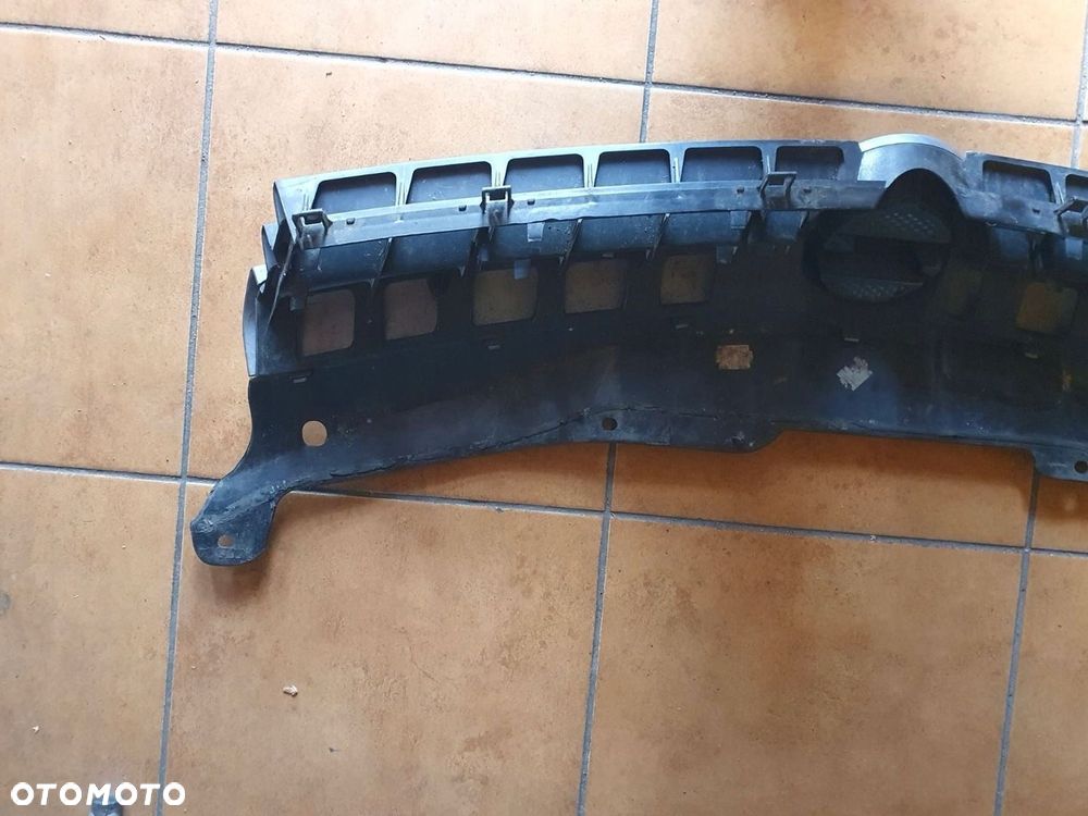 GRILL ATRAPA OPEL ASTRA H 3 - 5