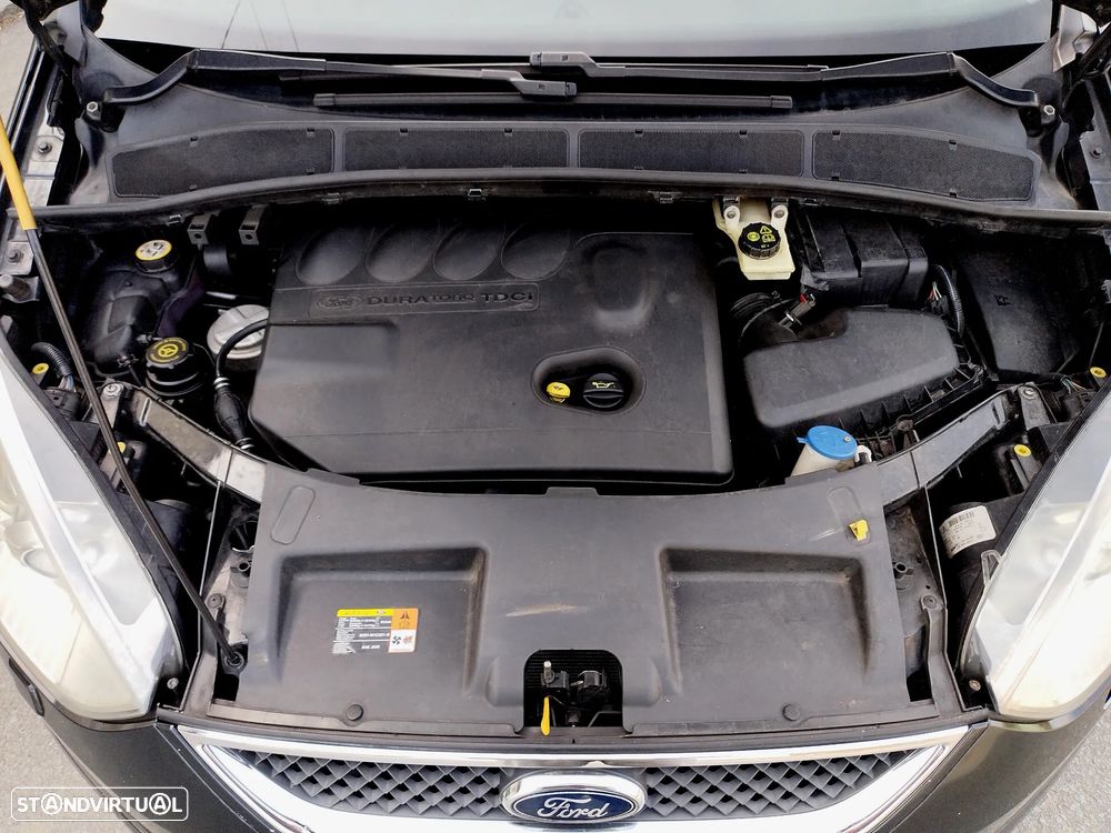 Ford Galaxy 2.0 TDCi Ghia - 42